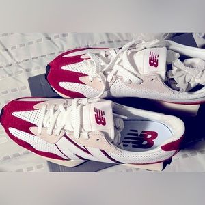 New Balance -Crimson and Cream